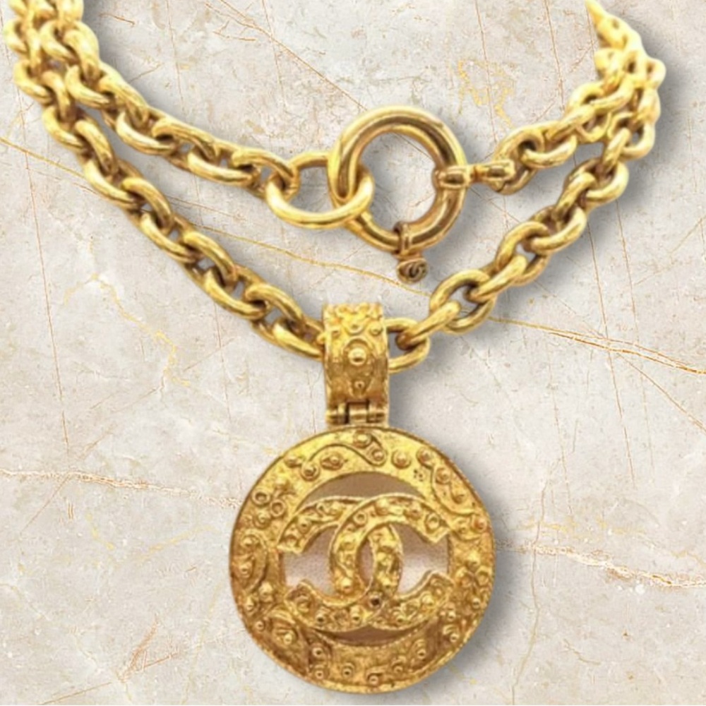 Chanel Gold Plated CC Pendant Necklace - Picture 1 of 1